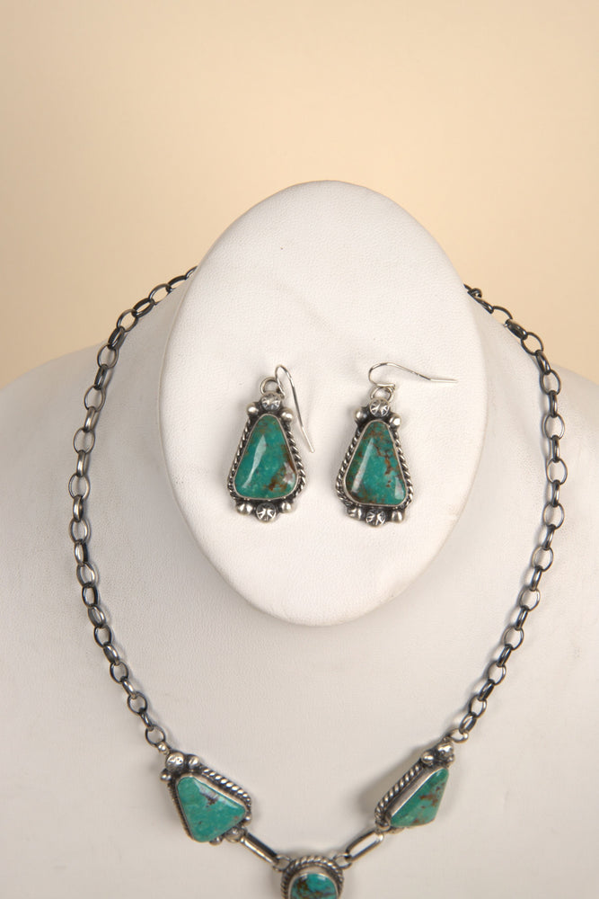 
                  
                    Navajo Handmade Kingman Turquoise Necklace Set - 17
                  
                