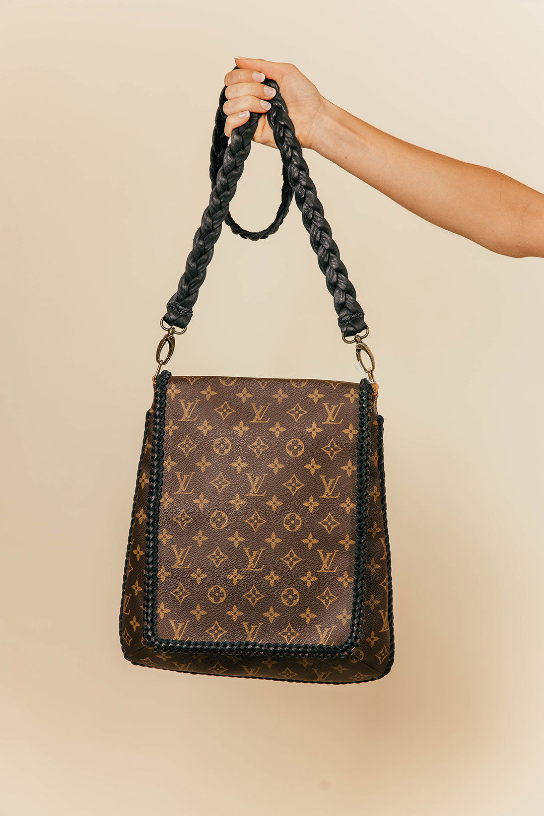 Louis Vuitton flash sale integrated2